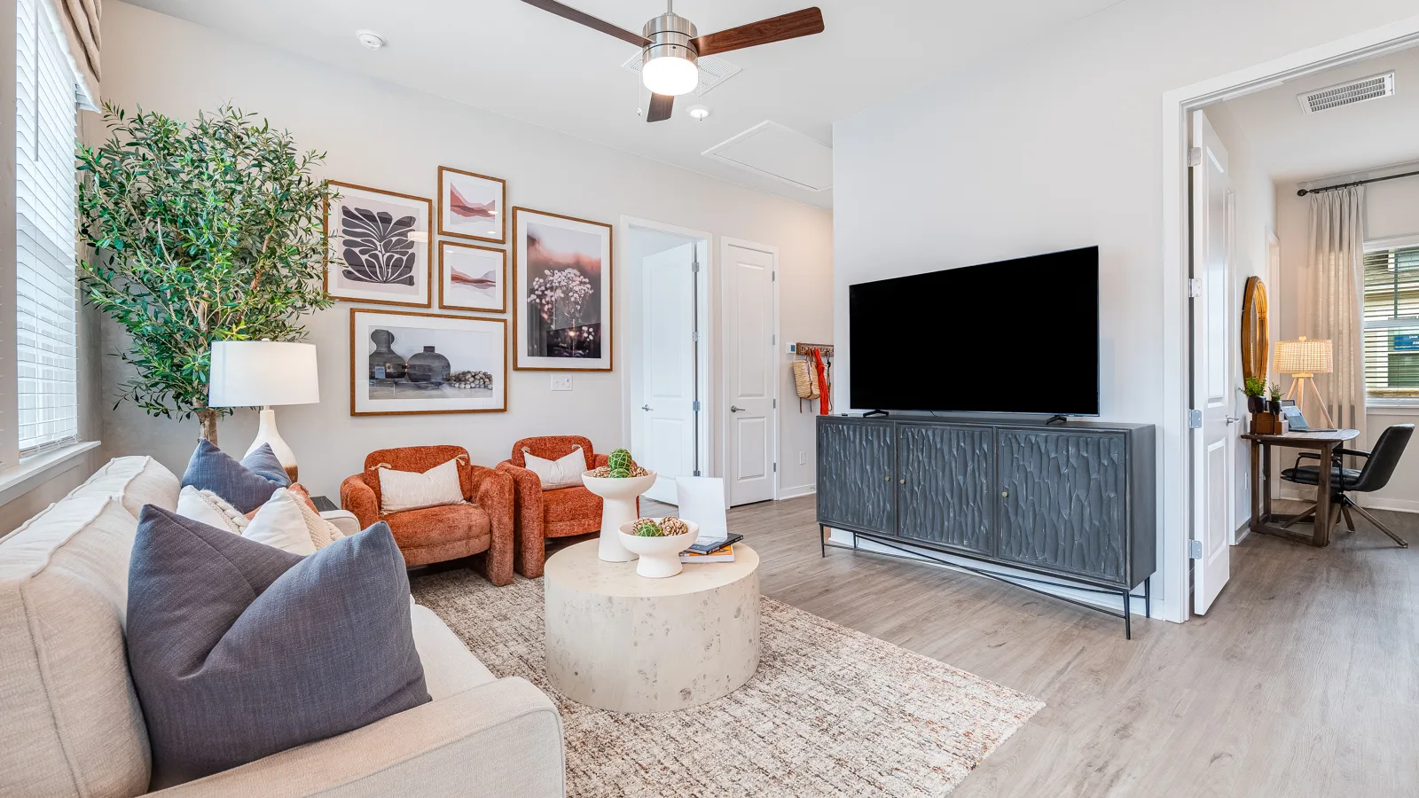 Yardly Elevate 2 Bed 2 Bath Apartment with Backyard- Living Room New pet-friendly apartment homes for rent with private fenced backyards in Arizona, Texas, Florida, and North Carolina with pool, pickleball, dog park, gym, clubhouse and gated community. *No breed or weight restrictions. Yardly